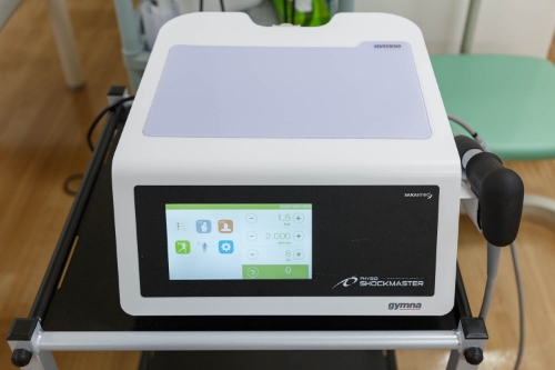 拡散型圧力波治療器（ショックマスター）